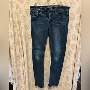 Revtown Tapered Jeans in Washed Indigo